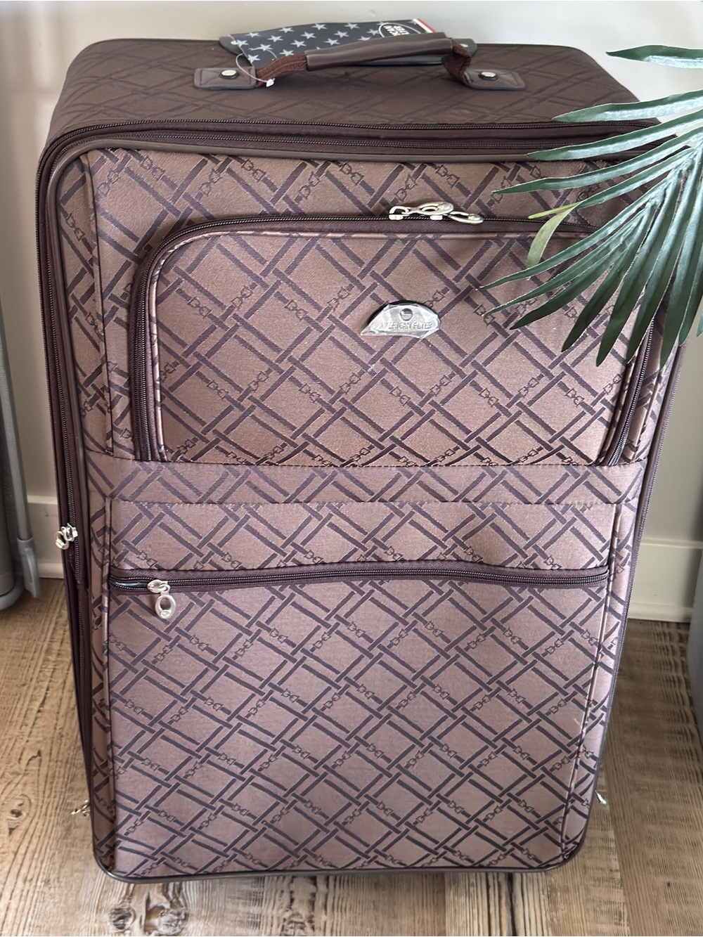 American Flyer Pemberly Buckles Piece Luggage  Classic Brown- Travel - Picture 4 of 12